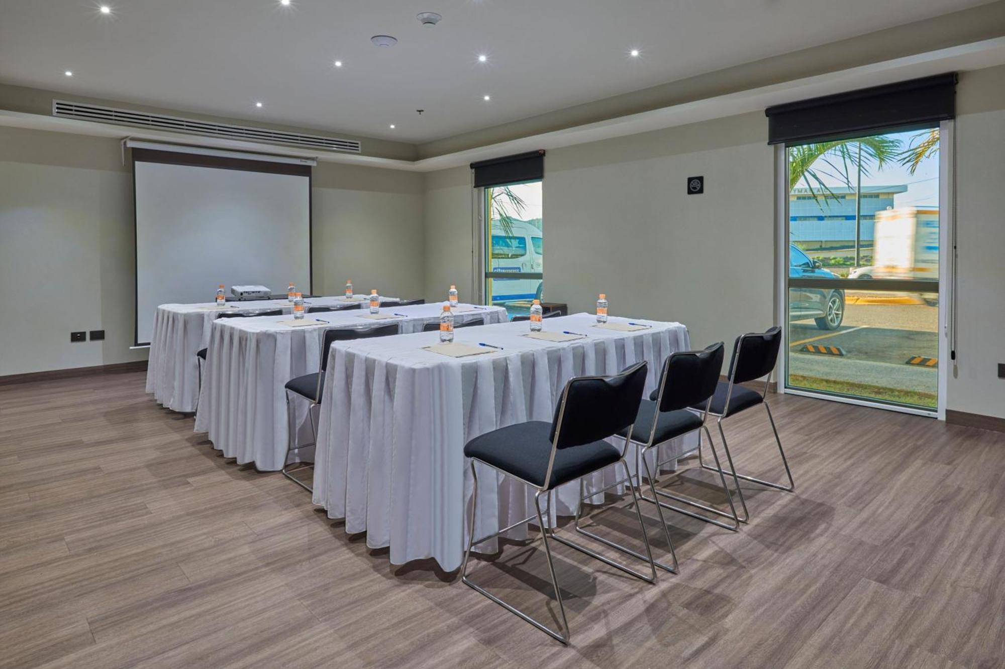 City Express By Marriott Guaymas Exterior foto